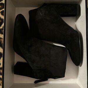 HARDLY worn ASH Joy black suede leather ankle boot size 38